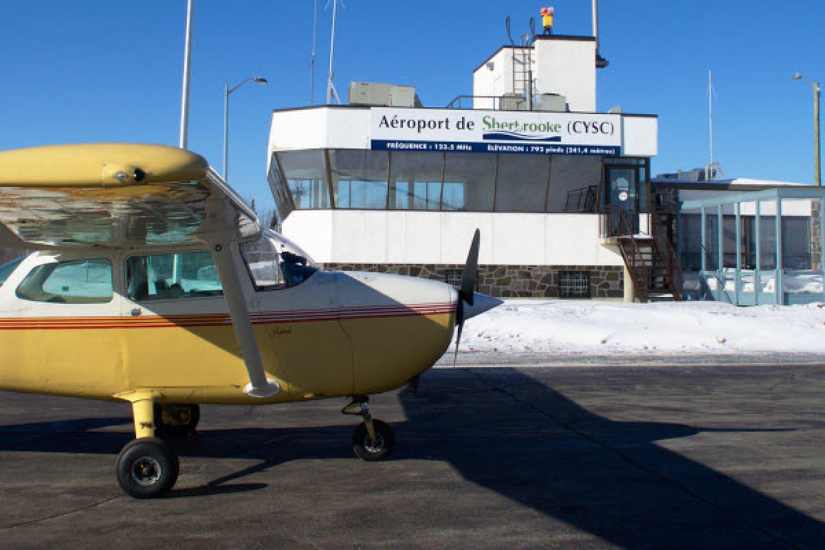 Le MTQ accorde une aide financière à l'aéroport de Sherbrooke