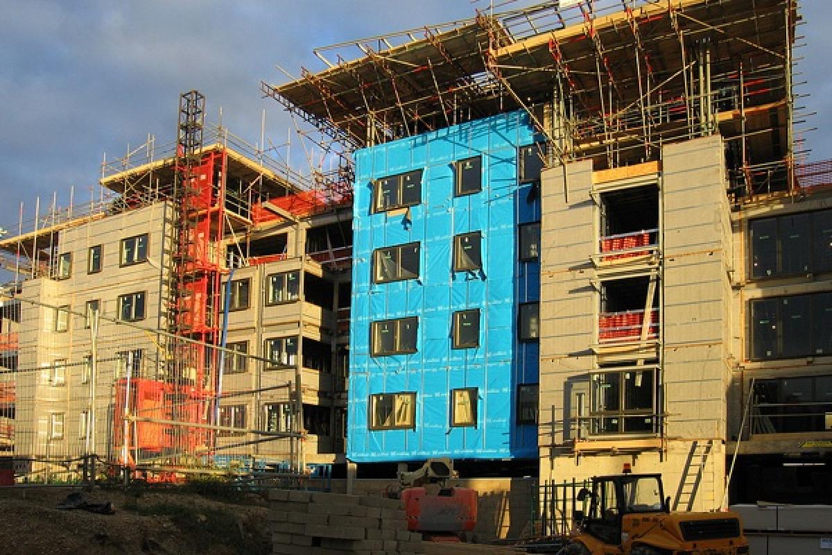 Légère hausse des mises en chantier d'habitations en juillet