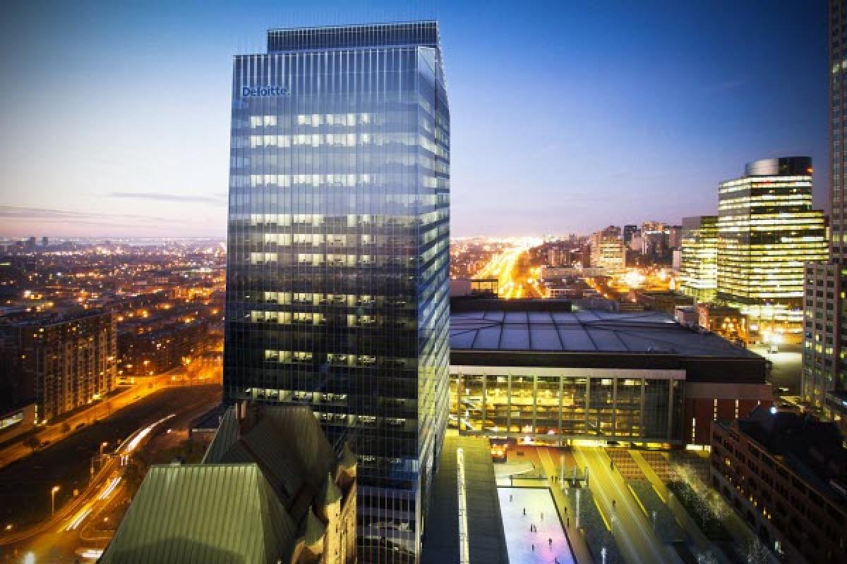 La Bourse de Montréal déménagera ses bureaux dans la Tour Deloitte dès 2018. 