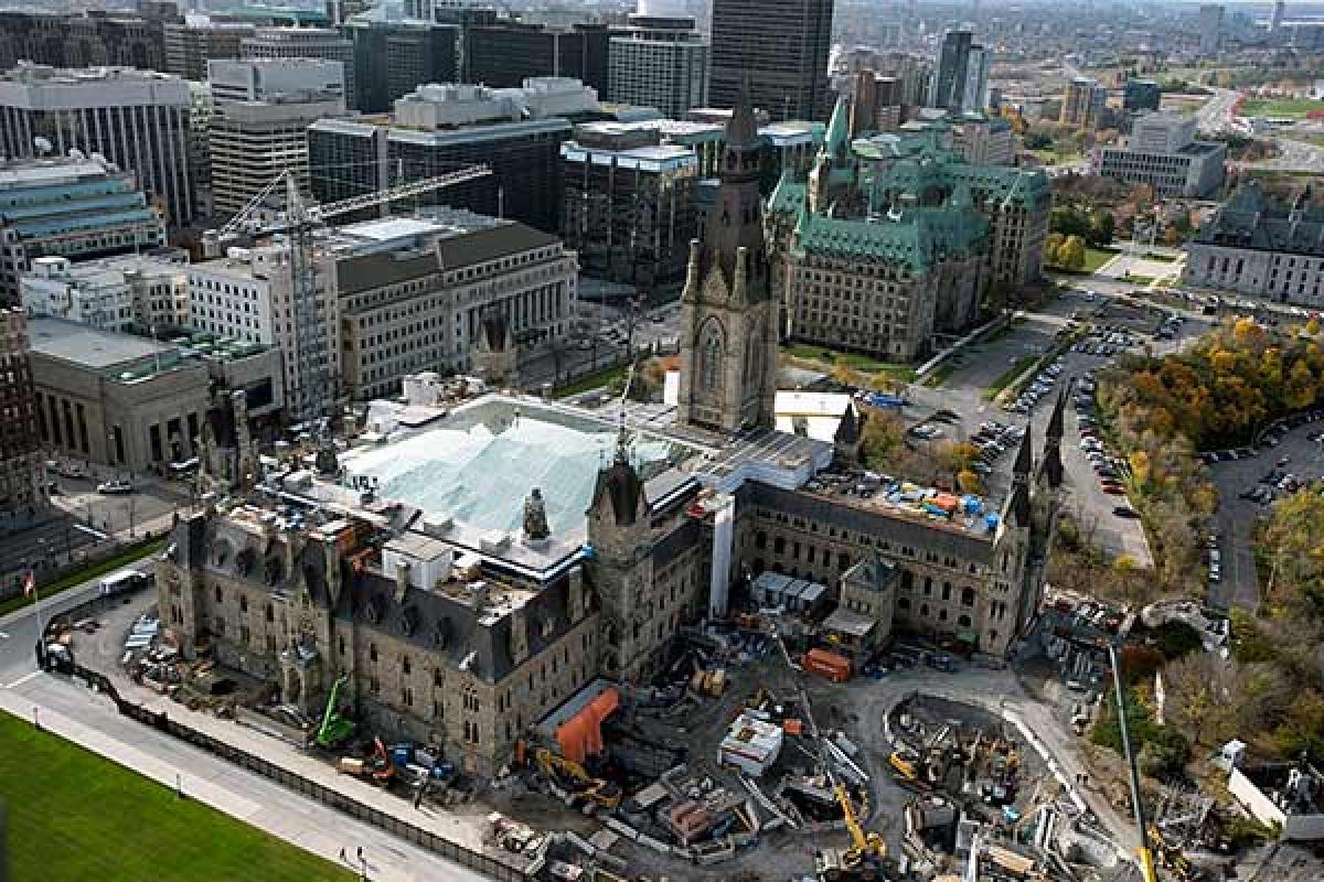 Le Gouvernement du Canada transfère officiellement l’édifice de l’Ouest à la Cha