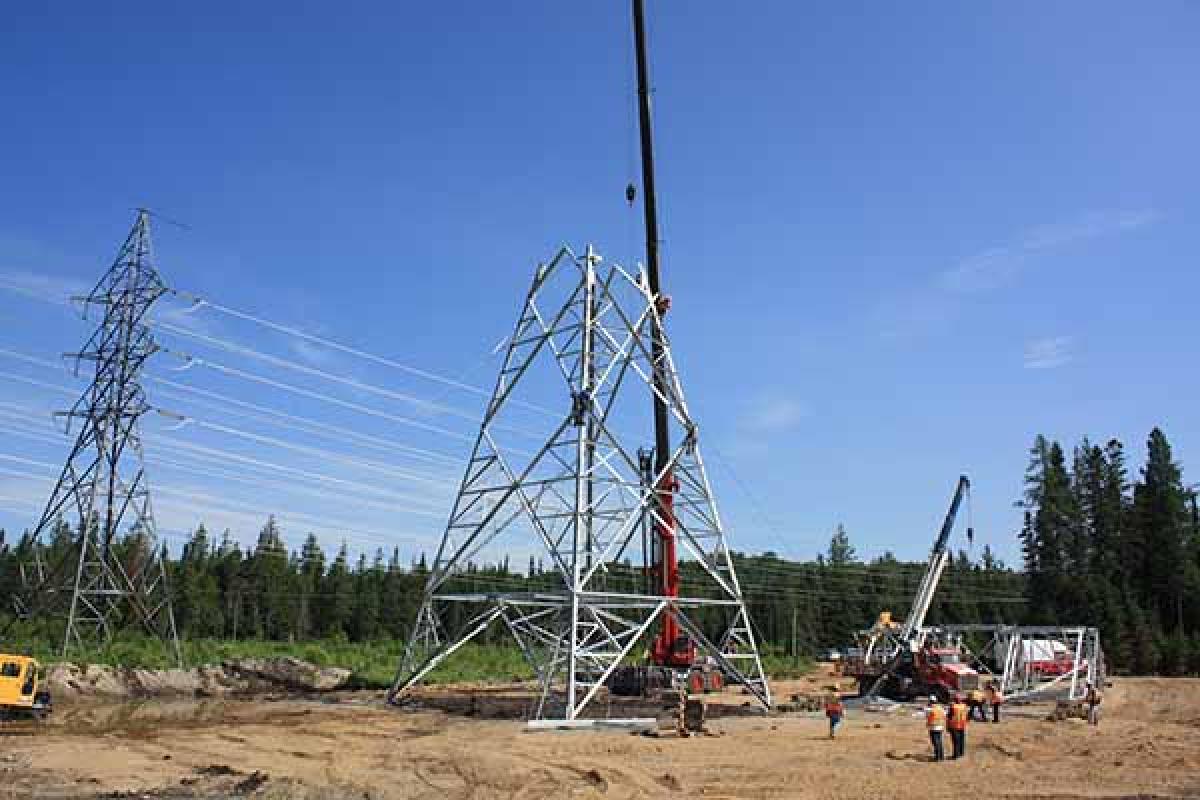 Une nouvelle ligne à 120 kV dans les laurentides