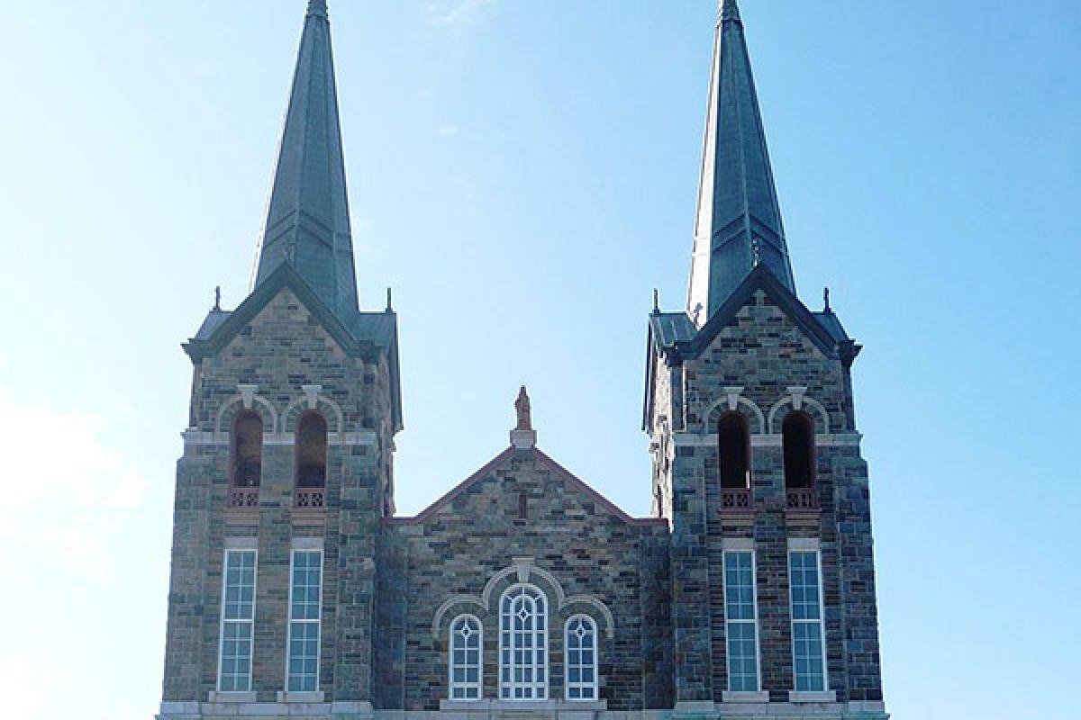 Travaux à l'église de Sainte-Anne-des-Monts