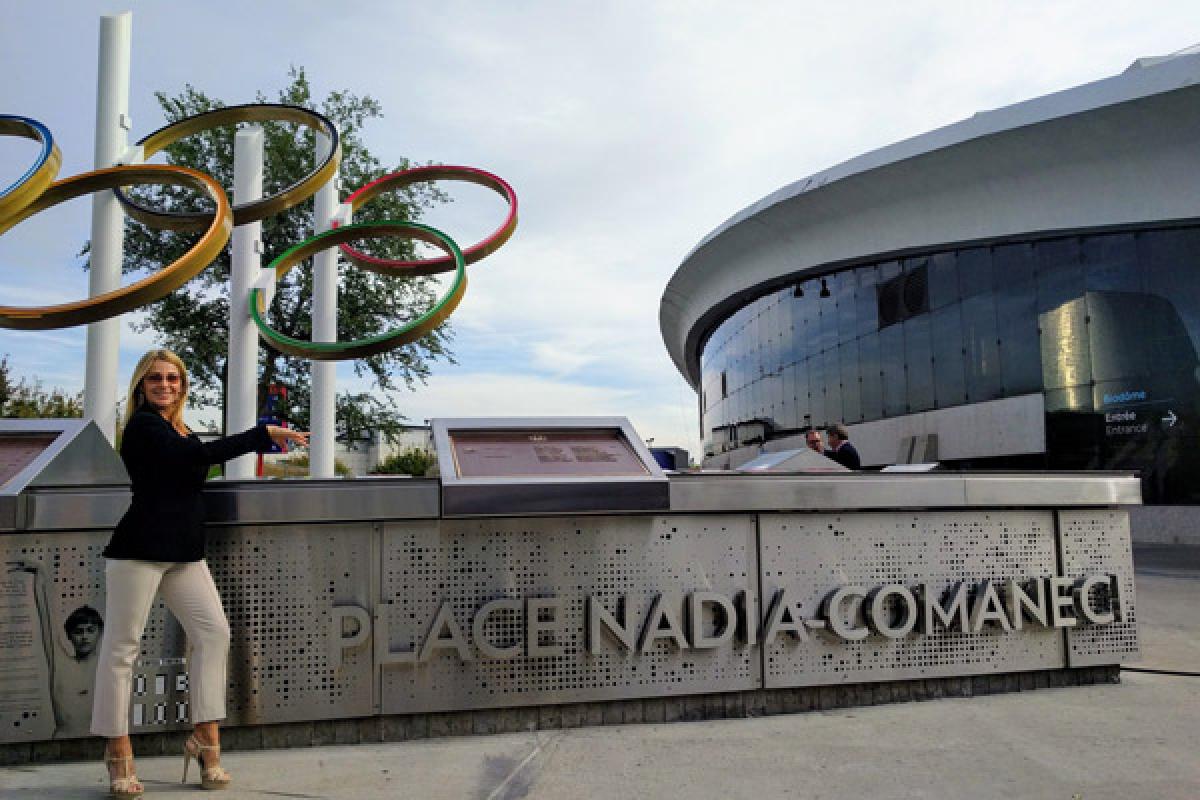 Le Parc olympique inaugure la place Nadia-Comaneci