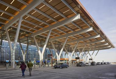 Le nouveau terminal de l'aéroport international de Kansas City. Crédit : Lucas Blair Simpson, SOM
