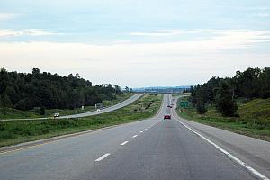 Début des travaux d'élargissement de l'autoroute Guy-Lafleur. Crédit : MaximeL, Creative Commons (CC BY-SA 3.0)