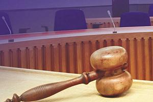 AU TRIBUNAL : Clause d'arbitrage dans un dossier de cour déjà entamé