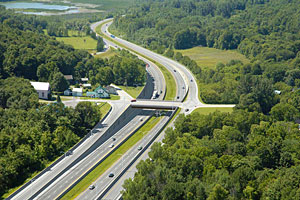 Autoroute de la Vallée-des-Forts (35). Photo : MTQ