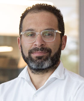 Ben Amor, professeur agrégé au Département de génie civil et de génie du bâtiment de l’Université de Sherbrooke et directeur du LIRIDE. Crédit : LIRIDE