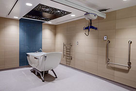 FSA Architecture pour le projet Salles de bain et douches du CHSLD Juif de Montréal - Photo de CHSLD
