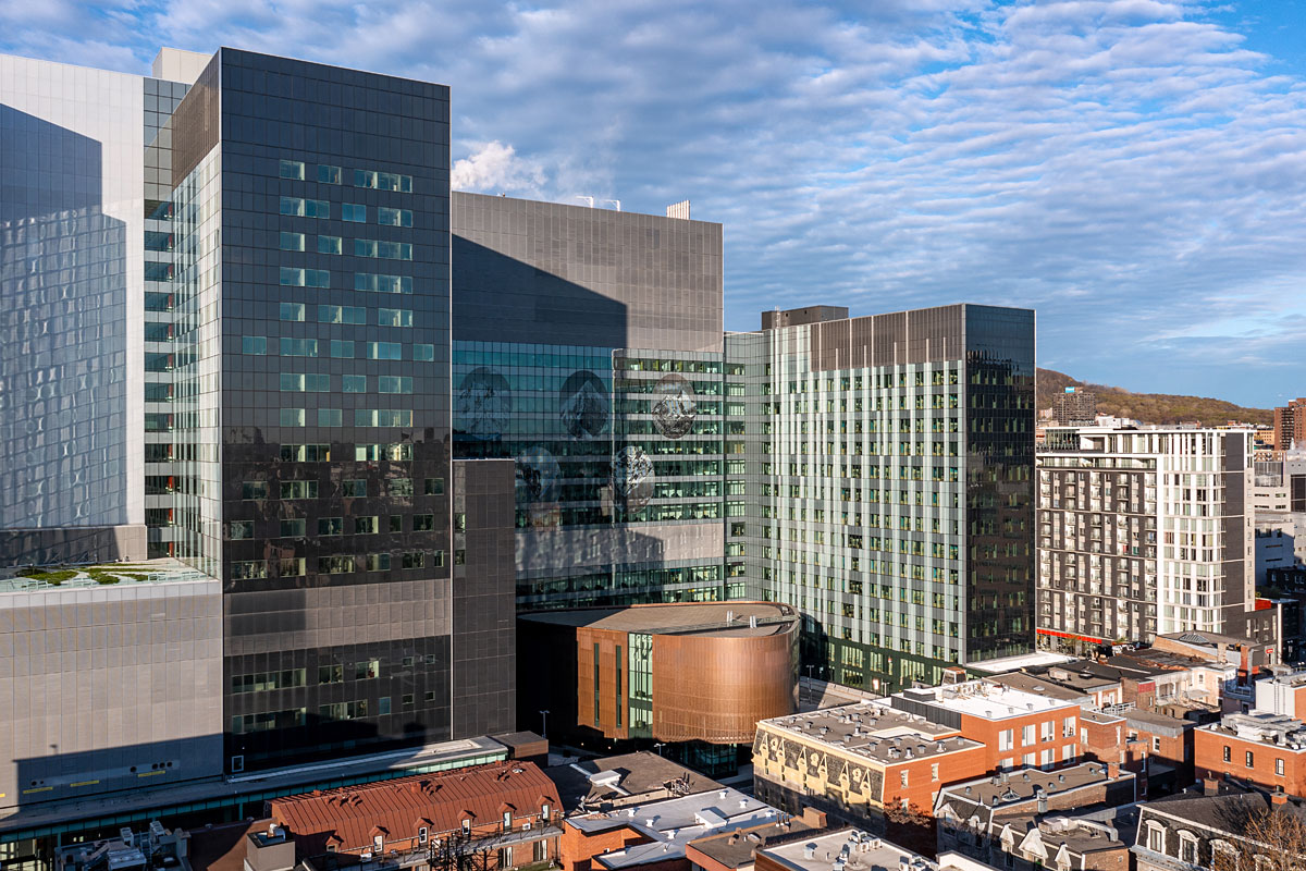 Centre hospitalier de l’Université de Montréal (CHUM). Crédit : Olivier Gariépy