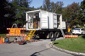 La méthode de gainage par réticulation aux rayons ultraviolets a été appliquée sur un chantier de la Ville de Québec. Photo de Lafontaine