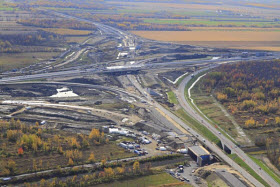 Le parachèvement de l'autoroute 30 s'est vu décerner une mention d'honneur.