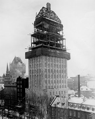 Édifice Price. Crédit : Fonds de la Compagnie Price Brothers, Bibliothèque et Archives nationales du Québec