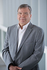 Gilles Desrochers. Directeur gestion de projets chez WSP. Photo de HEC Montréal