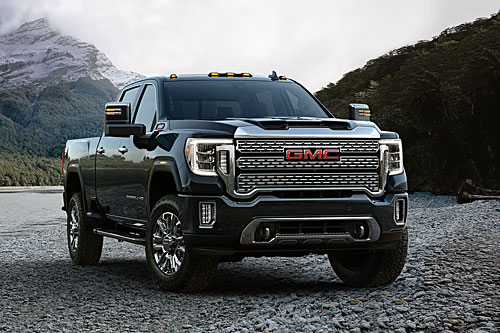 Les Chevrolet Silverado et GMC Sierra partagent les mêmes mécaniques et spécifications. Photo : GM