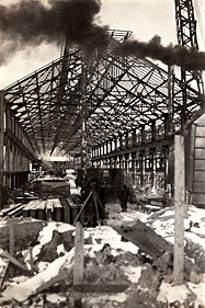 La construction de l'aluminerie commence en septembre 1925.  Crédit de Rio Tinto Alcan