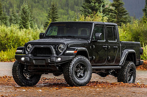 Malgré sa caisse courte, la Jeep Gladiator peut demeurer un choix pratique. Crédit :  Jeep