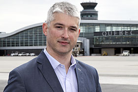 Louis-Alexandre Dubé, chef de projet en mécanique et électricité du projet YQB 2018. Photo de Aéroport international Jean-Lesage de Québec (YQB)