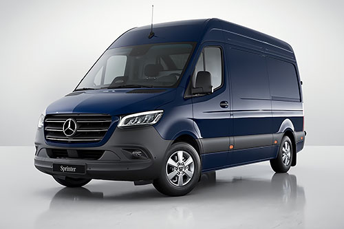 Le légendaire fourgon allemand Sprinter de Mercedes-Benz nous arrive avec un moteur à quatre cylindres diesel et la propulsion ou la motricité aux quatre roues sur commande. Photo : Mercedes-Benz