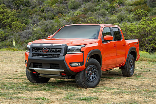 Malgré d’importantes retouches, le Frontier a conservé des airs robustes. Photo : Nissan