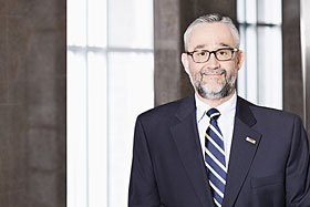 Normand Bélanger, président-directeur général du Fonds immobilier de solidarité FTQ.  - Crédits Julia Marois, Photographe