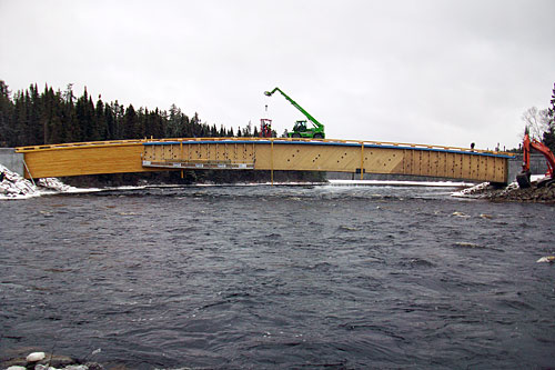 Le Pont Maicasagi s’est mérité le prix Solutions Innovantes aux Prix d’excellence Cecobois 2013. Crédit : Nordic Structures