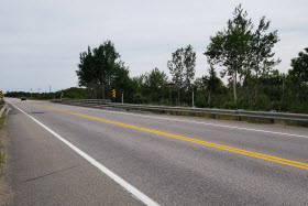 Pont de la route 138 enjambant la rivière à la Truite (La Haute-Côte-Nord) - Photo de Veillg1 - Wikimedia Commons - CC BY-SA 4.0