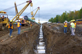Le consortium Johnston-Vermette/Pluritec a réalisé pour Ultramar la conception et la supervision de la construction d'un pipeline de 250 km reliant Lévis à Montréal.