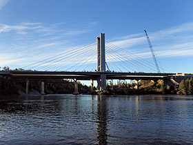 Pont Nipigon, en Ontario. Photo du Ministère des Transports de l'Ontario
