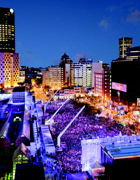 Design urbain : Quartier des spectacles | Secteur Place des Arts – Crédit Stéphan Poulin