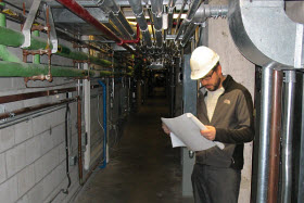 L'ingénieur Simon Nolin, de Dessau, a cumulé avec succès les rôles de chargé de projet, concepteur principal et surveillant de chantier dans le projet de réaménagement du laboratoire d'étalonnage de l'Institut de recherche d'Hydro-Québec.