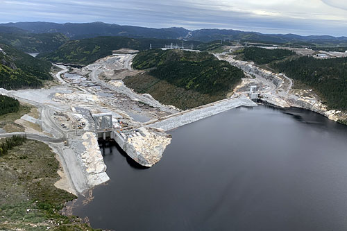 Les travaux d’infrastructure de Romaine-4 complétés à 95 %. Crédit : Hydro-Québec 