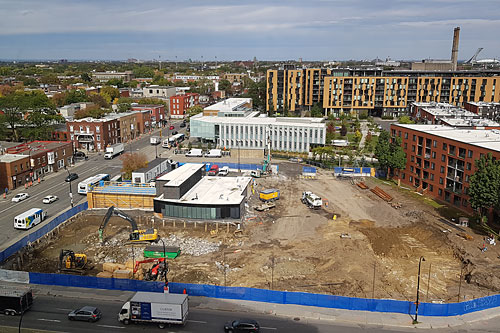 Aperçu du chantier en cours pour la construction de l’Îlot Rosemont, à Montréal. Photo : OMHM