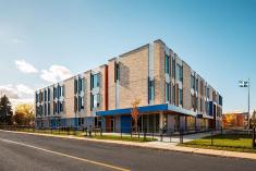 Inauguration d’une nouvelle école primaire alternative à Longueuil. Crédit : Centre de services scolaire Marie-Victorin