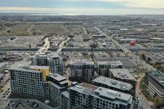 Plus de 1 200 logements et un centre sportif prévus dans le Quartier Namur-Hippodrome. Crédit : Ville de Montréal