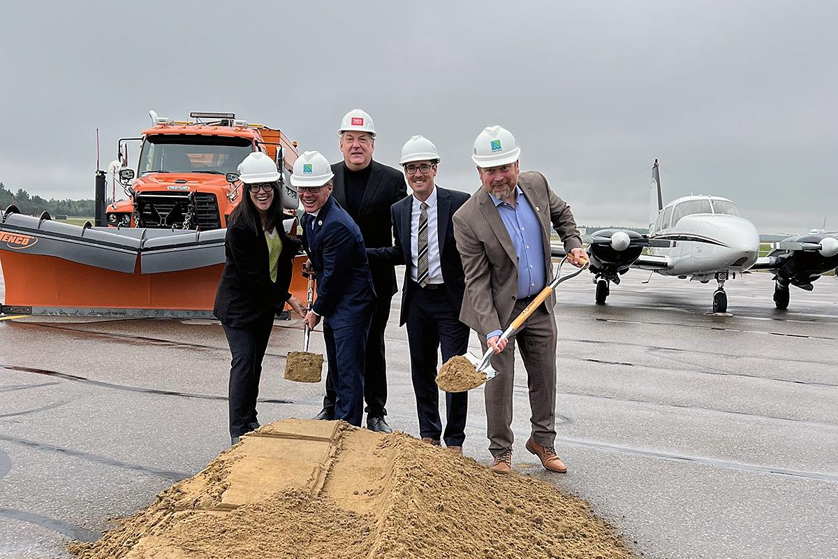 Coup d’envoi aux travaux d’agrandissement de l’aérogare de Trois-Rivières. Crédit : Ville de Trois-Rivières