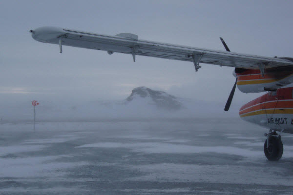 La piste d’atterrissage de l'aéroport de Tasiujaq