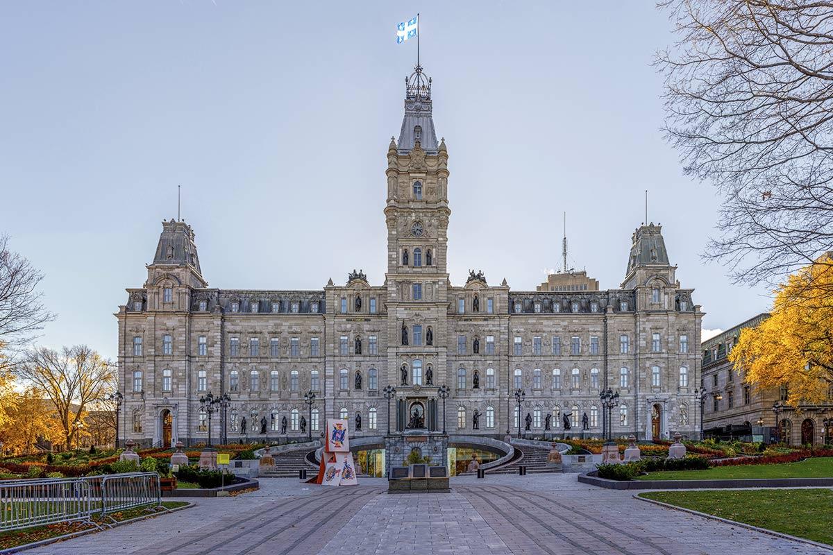 Le Gouvernement du Québec a déposé son budget 2022-2023.  Crédit : Wilfredor - Wikimedia Commons CC0