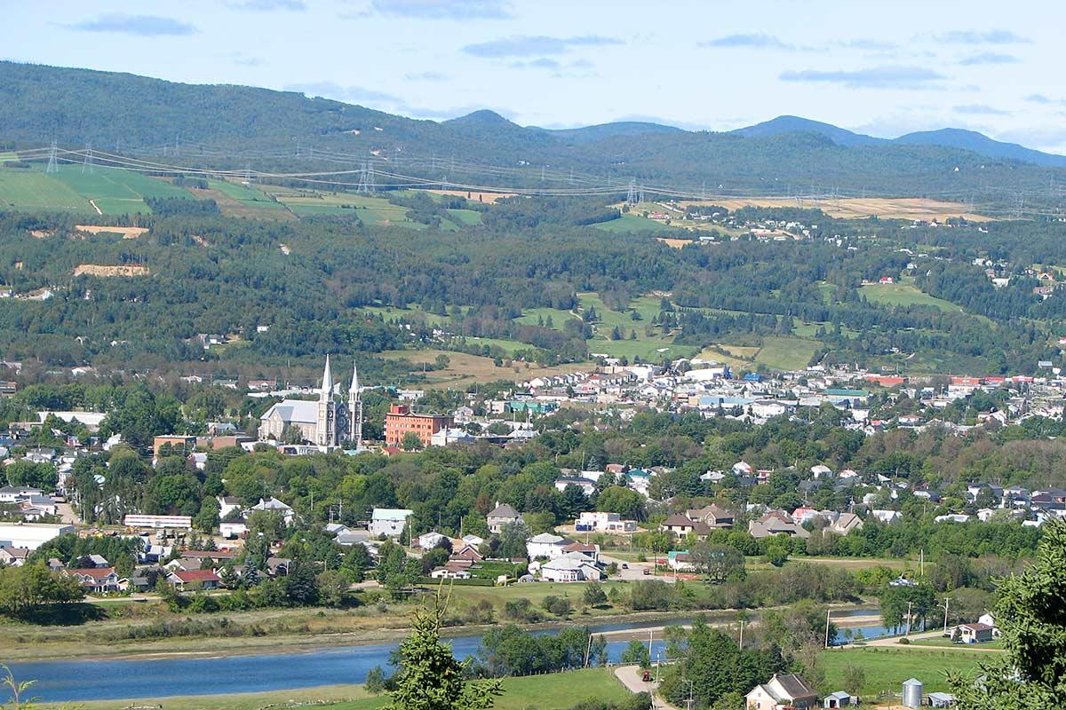 La Ville de Baie-Saint-Paul procèdera à des travaux afin de sécuriser un ouvrage de protection contre les inondations. Crédit : Stéphane Batigne, Creative Commons (CC BY 3.0)