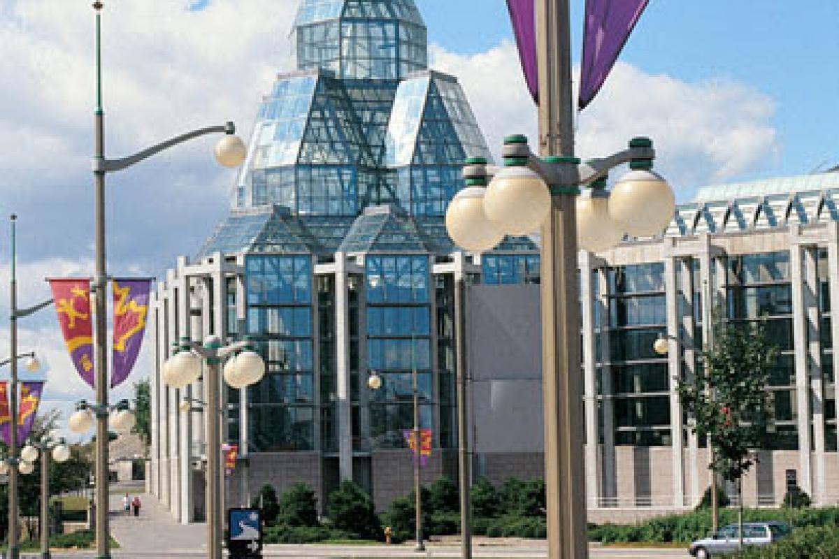 Gatineau : réfection de l’esplanade du boulevard de la Confédération