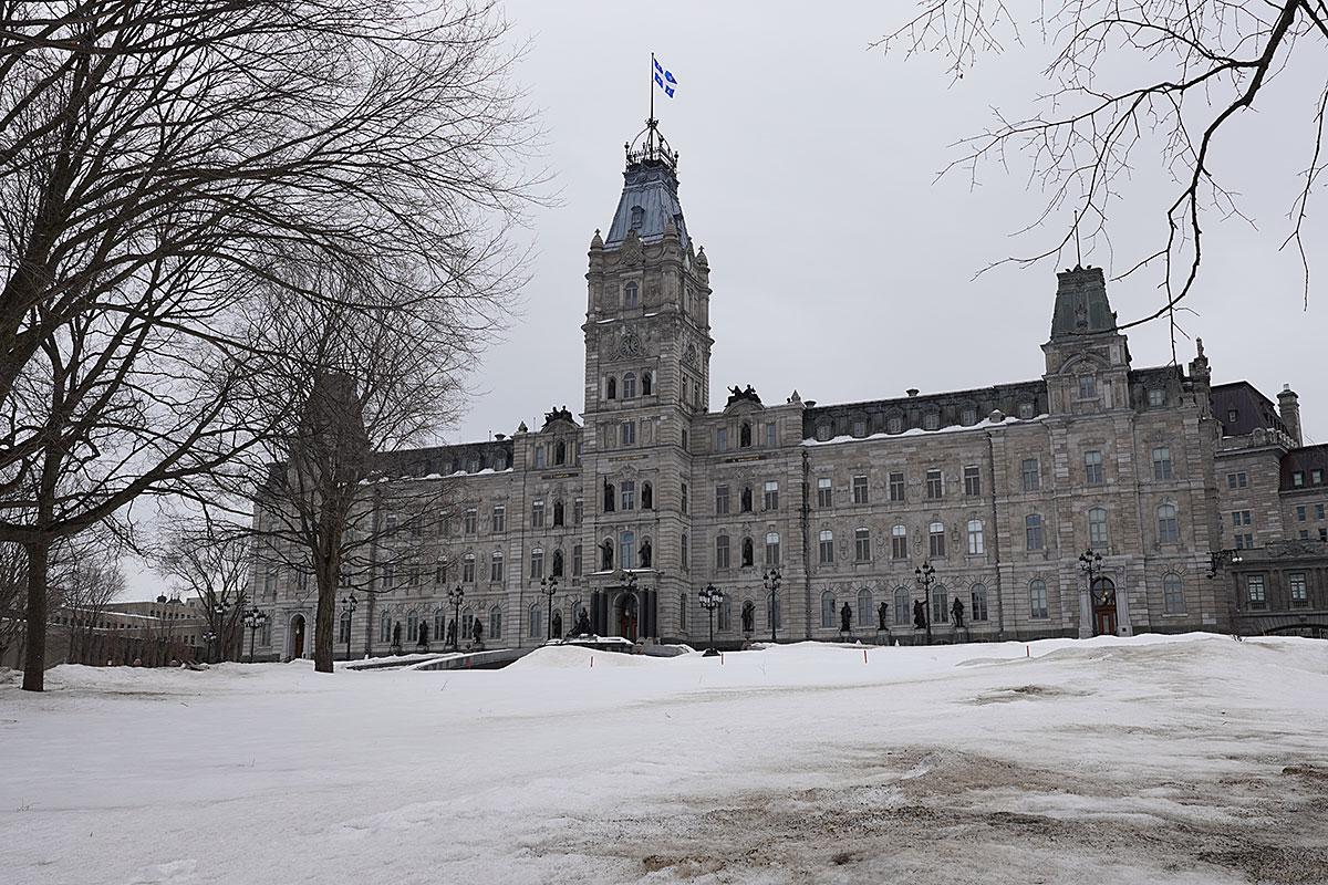 Budget du Québec 2026-2027 : l’industrie de la construction accueille prudemment les investissements