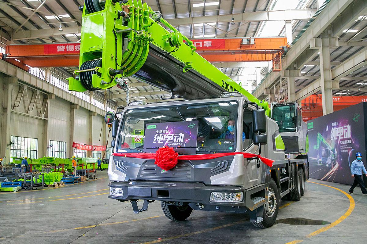 Le premier camion-grue entièrement électrique au monde - Image fournie par Zoomlion