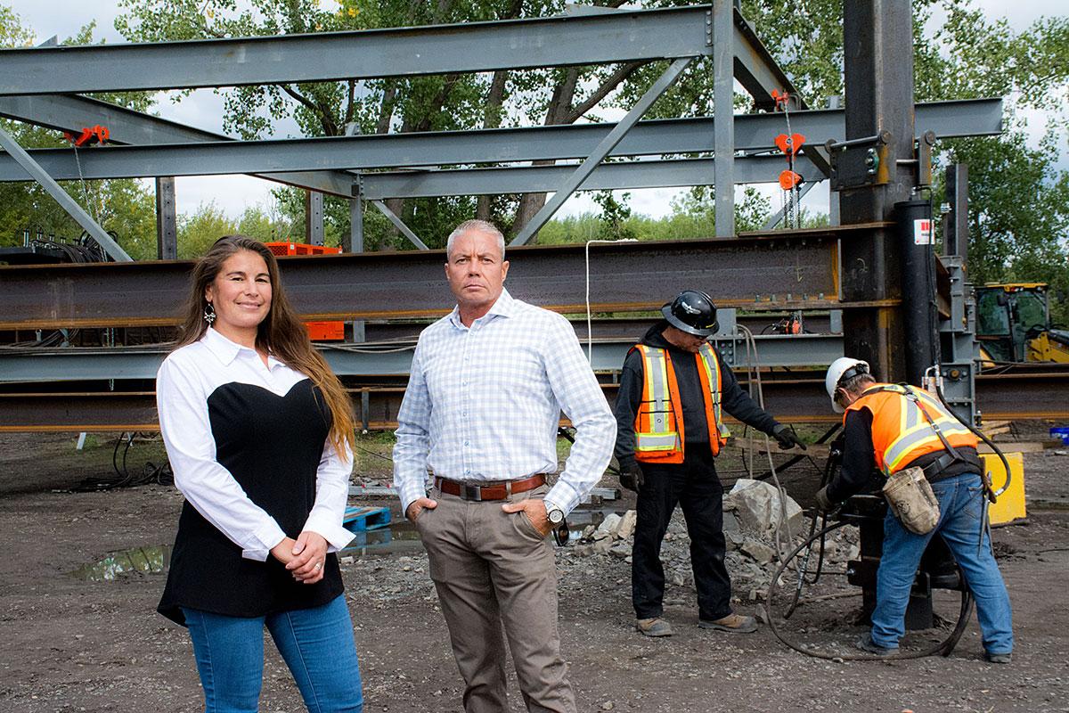 Bonnie Prince et Oliver Montour, dirigeants du Bureau de travail de Kahnawake - Crédit : Doreen Picard