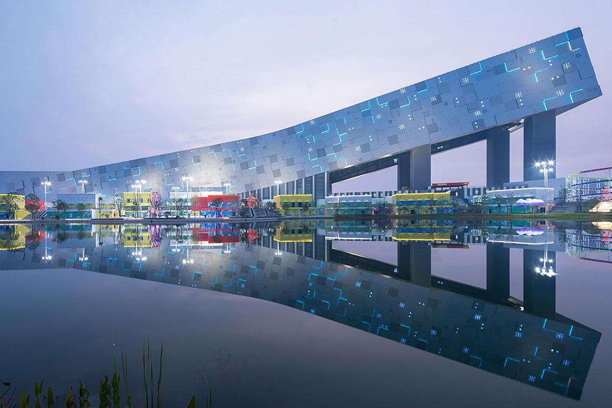 Centre de ski de Wuhan : un complexe de loisirs sur le thème de la neige. Crédit : Arch Exist