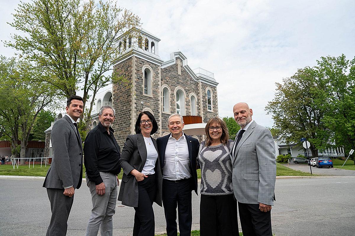 Une ancienne église reconvertie en logements adaptés. Crédit : SHQ