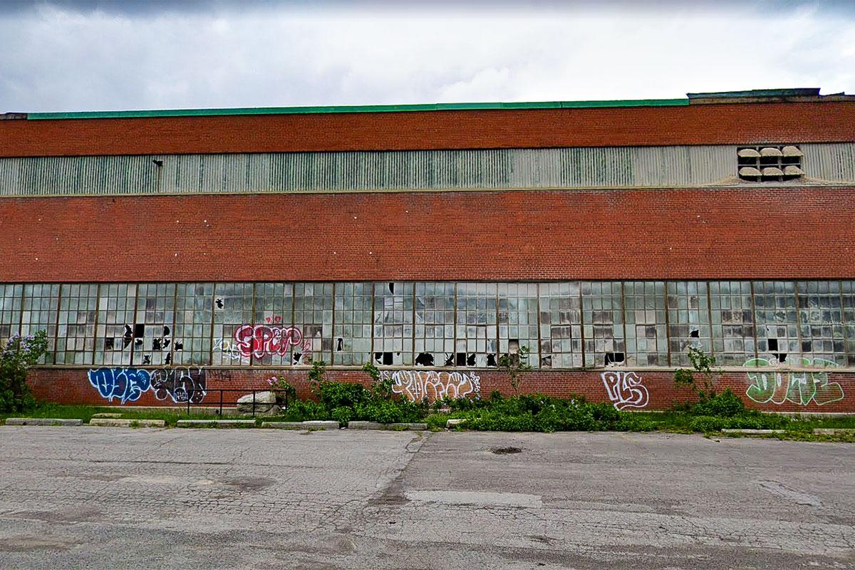 Immeuble désaffecté sur l'avenue Sherbrooke dans Montréal-Est