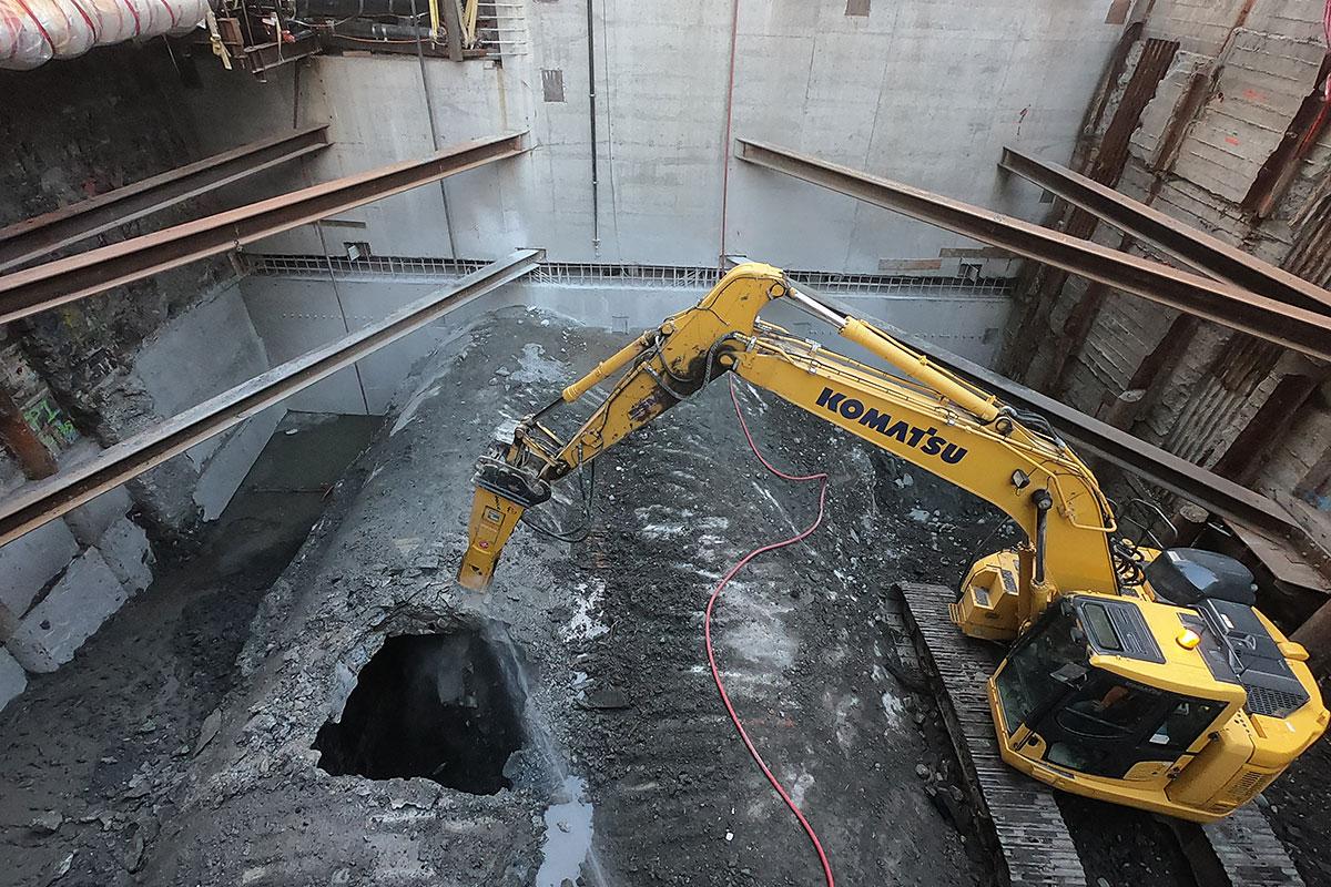 Démolition de la voûte à McGill, en plein cœur du centre-ville de Montréal - Photo : REM