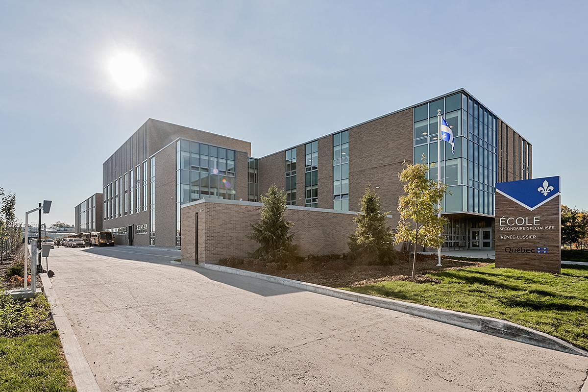 Inauguration de l'école secondaire Irénée-Lussier. Crédit : Bodoüm Photographie