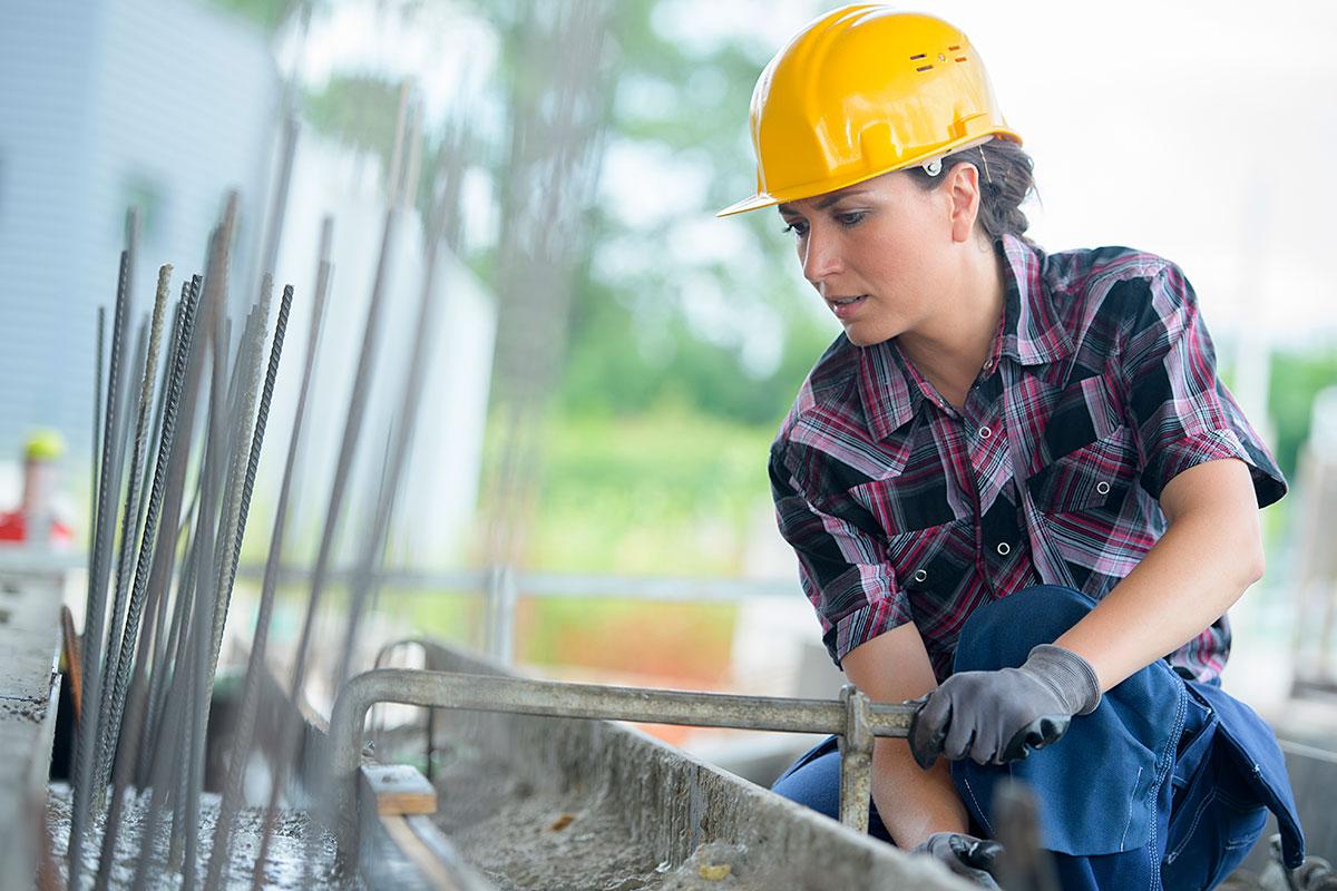 La CCQ a publié le bilan des deux premières phases du Programme d'accès à l'égalité des femmes dans l'industrie de la construction (PAEF) 2015-2021.