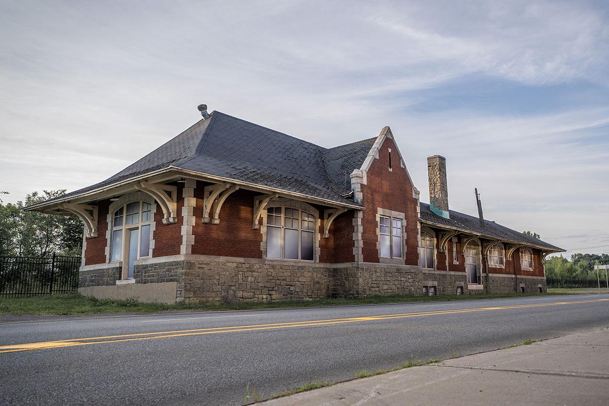 La Ville de Shawinigan lance un appel de projets pour l’acquisition de l’ancienne gare de train.  Crédit : Joey Richard / Ville de Shawinigan